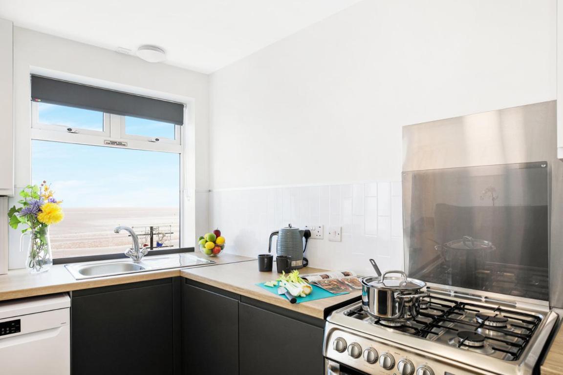 Tyme Suites On Kingsway Cleethorpes Buitenkant foto